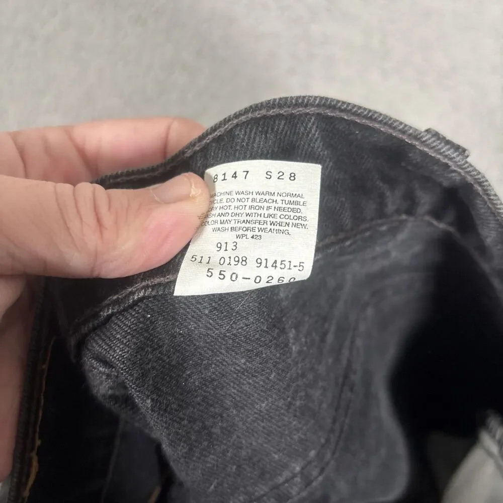 Vintage 90s Levi’s 550 Relaxed Fit Jeans Black Mens Size 42x30 Fits 40x25 Grunge